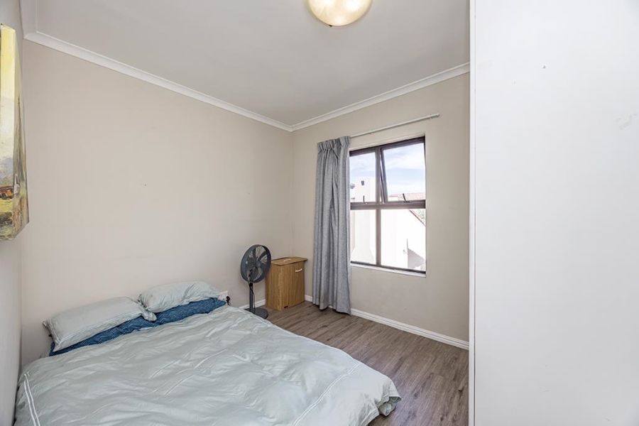 To Let 3 Bedroom Property for Rent in Royal Ascot Western Cape